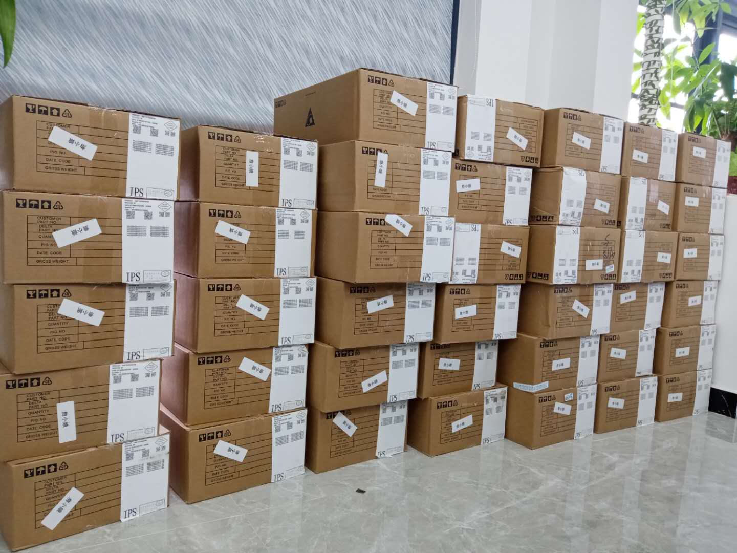  臺達(dá)24V/DC直流電源 35W-350W功率段都有大批量現(xiàn)貨，價格絕對有優(yōu)勢